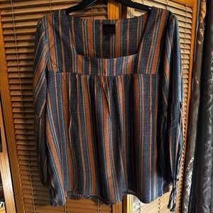 MOD brand Women’s blouse